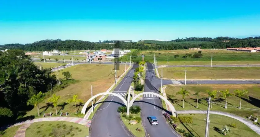 Oportunidade Imperdível: Três Lotes no EcoValle Araquari por um Preço Acessível!