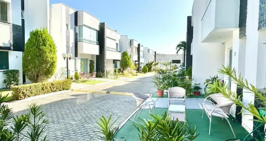 More Bem com Segurança e Lazer – Casa à Venda no Petit Trianon