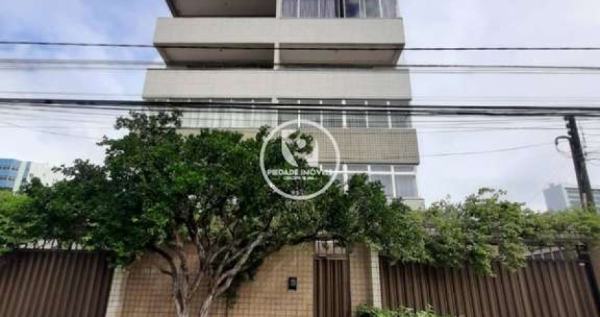 Ampla cobertura com vista mar em Candeias, no Edf. Alice Balbina