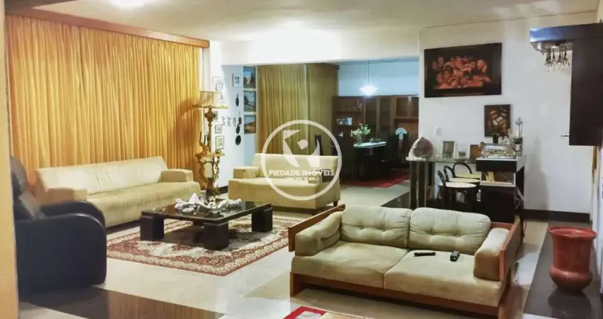 Apartamento Para Vender com 4 quartos 1 suítes à Beira Mar de Piedade em Jaboatão Dos Guararapes