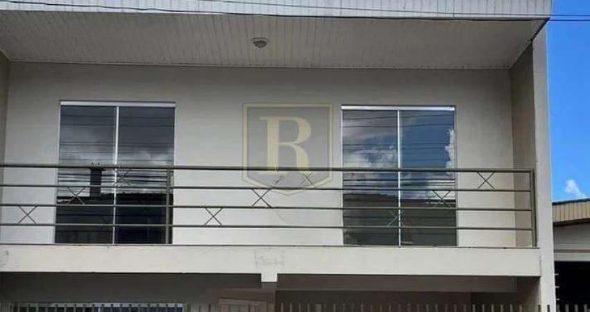 Sobrado para Venda em Guarapuava, Centro, 3 dormitórios, 1 suíte, 2 vagas