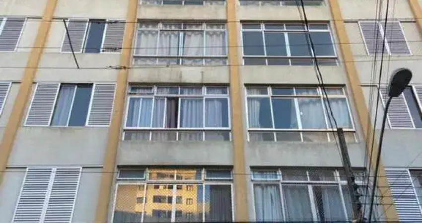Apartamento para Venda em Curitiba, Centro, 3 dormitórios, 1 banheiro, 1 vaga