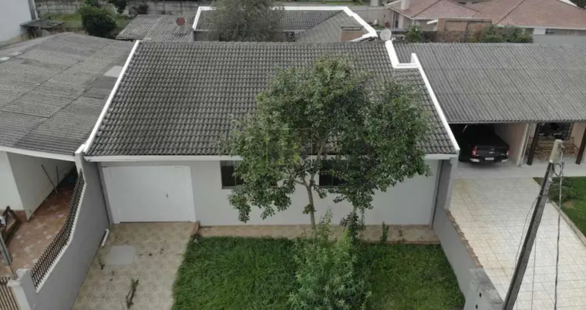 Casa para Venda em Guarapuava, Santa Cruz, 3 dormitórios, 1 suíte, 2 vagas