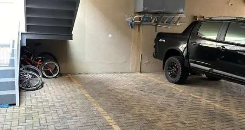 Garagem à venda na Rua Azevedo Portugal, 1264, Centro, Guarapuava