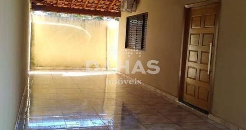 Casa em centro  -  Ibitu - SP
