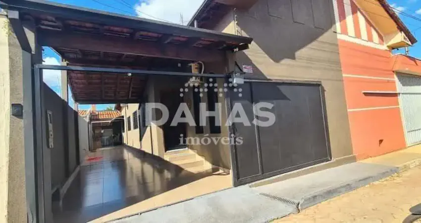 Casa com 3 quartos à venda no Centro, Barretos 