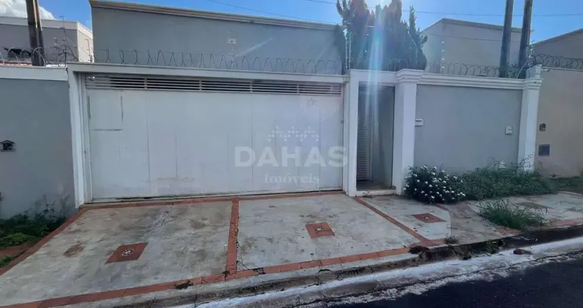 Casa com 3 quartos para alugar no Jardim Universitário, Barretos 