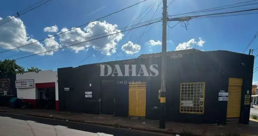 Casa comercial à venda no Centro, Barretos 