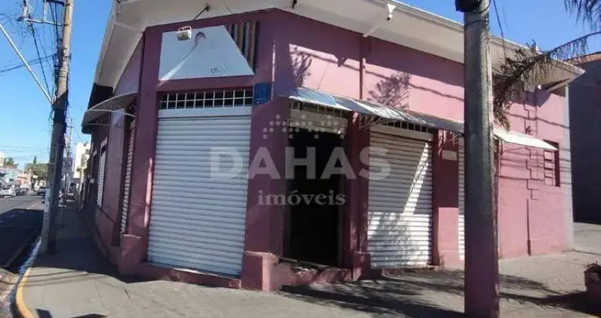 Casa comercial para alugar no Centro, Barretos 