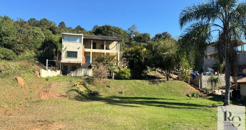 Casa com vista espetacular da represa, 3 suítes, com quase 2.000 metros terreno