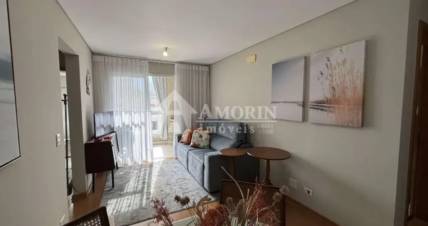Apartamento à venda no água verde, sacada com churrasqueira, 2 dormitórios.