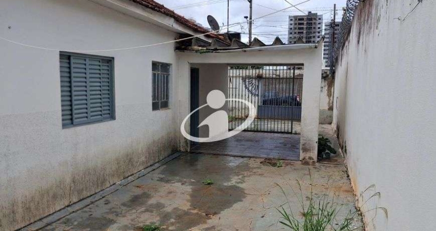 Casa com 3 quartos para alugar no Martins, Uberlândia 