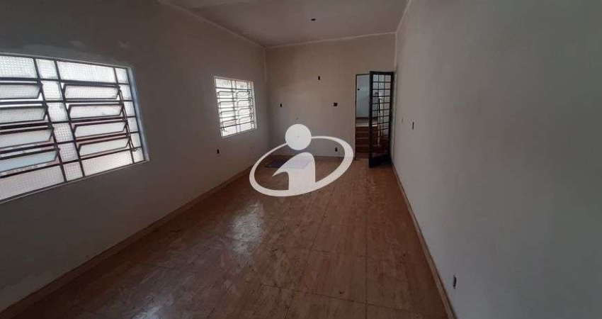 Casa com 4 quartos para alugar no Lidice, Uberlândia 