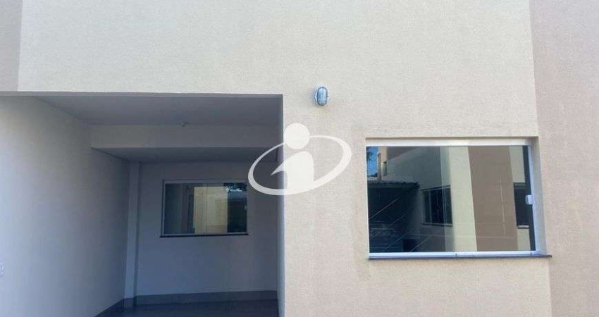 Casa em condomínio fechado com 3 quartos à venda no Osvaldo Rezende, Uberlândia 