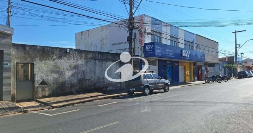 Casa com 3 quartos à venda no Martins, Uberlândia 