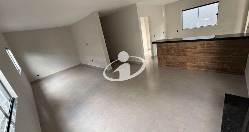 Casa com 3 quartos à venda no Mansour, Uberlândia 