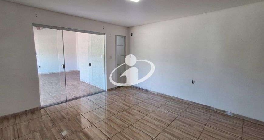 Apartamento com 3 quartos para alugar no Planalto, Uberlândia 