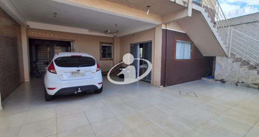 Casa com 3 quartos para alugar no Planalto, Uberlândia 