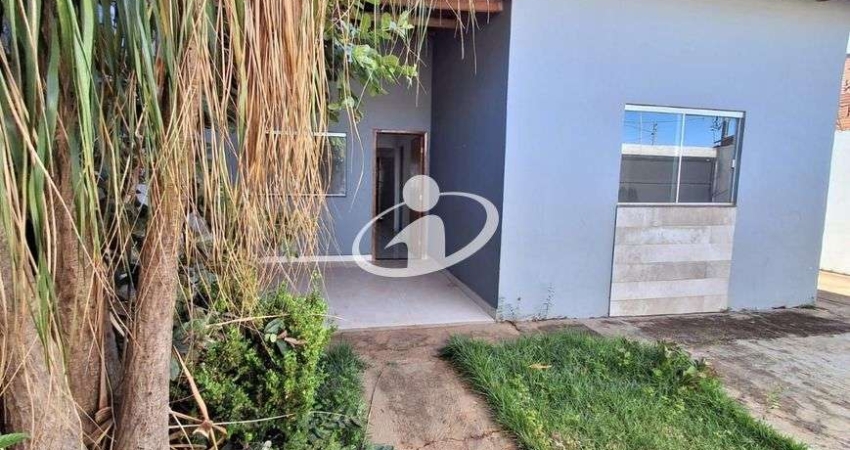Casa com 2 quartos para alugar no Jardim Europa, Uberlândia 