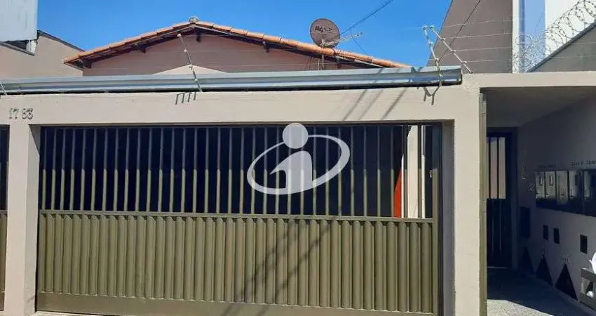 Casa com 2 quartos para alugar no Marta Helena, Uberlândia