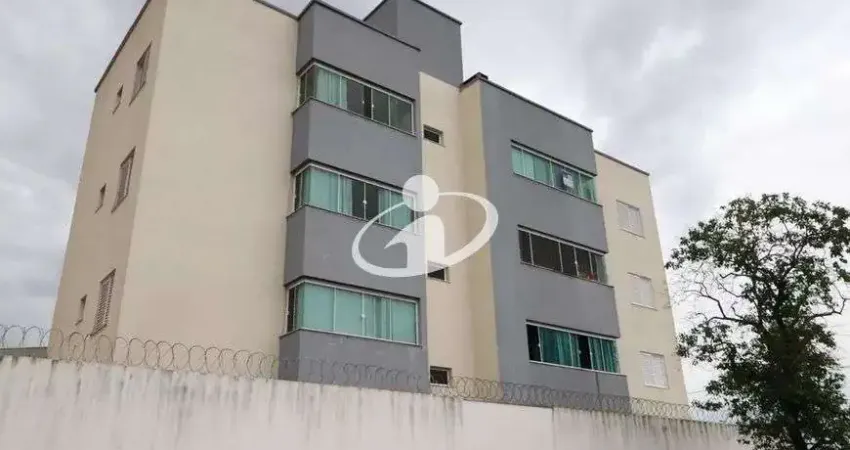 Apartamento com 2 quartos para alugar no Jardim Inconfidência, Uberlândia