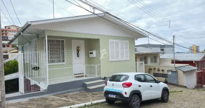 Casa com 2 quartos para alugar no Rio Branco, Caxias do Sul