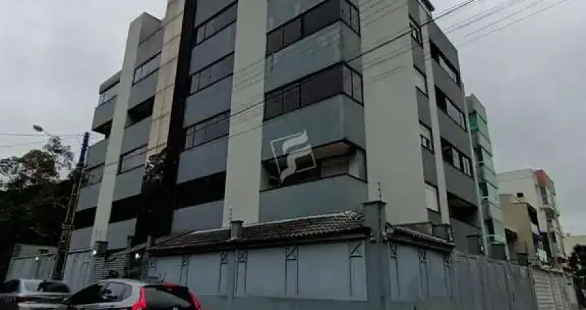Cobertura com 3 quartos para alugar no Vinhedos, Caxias do Sul 