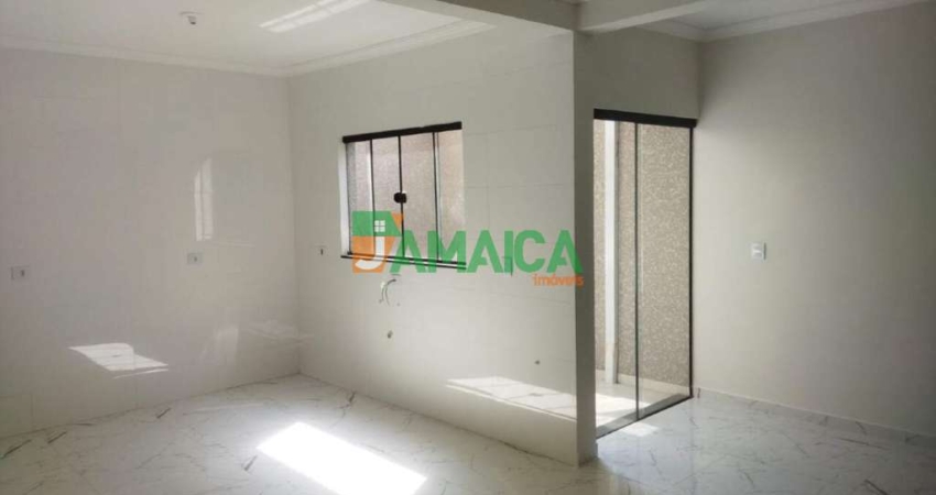 Sobrado à venda no Xaxim com 03 quartos - 5140