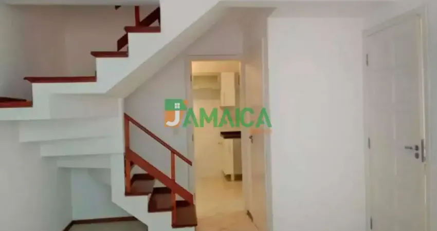 Sobrado Condominio fechado à Venda -127m² 3 quartos, 1 suíte, 2 garagens- Rua Republica Islâmica do Irã, Jardim das Américas - 5214