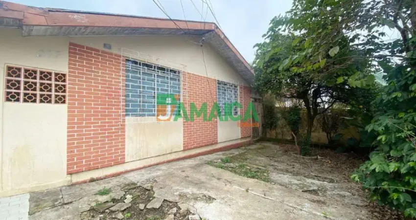 Casa residencial à venda com 03 quartos e amplo terreno no Uberaba - 5261