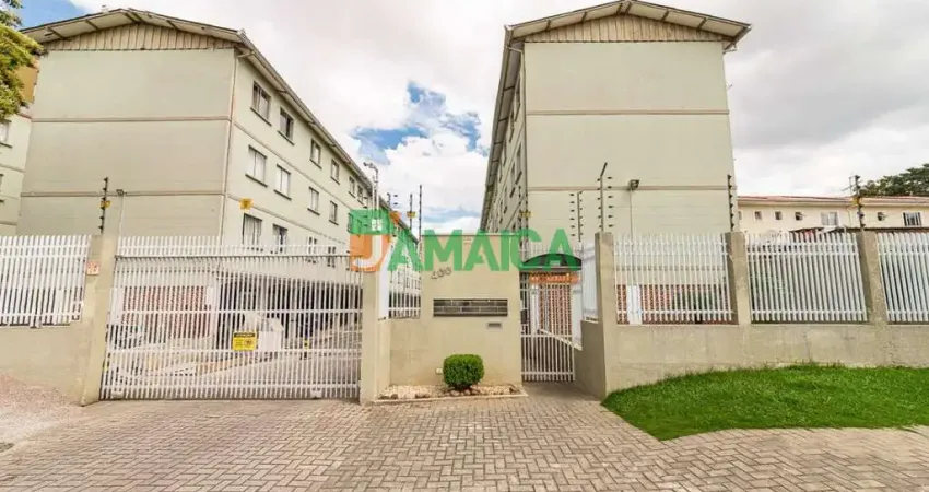 Apartamento com 02 dormitórios para locação na Rua Delegado Naby Paraná - Capão Raso  - 5268