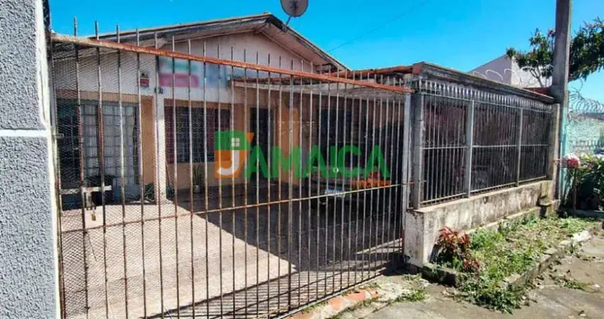Casa com 2 quartos à venda na Rua Alfredo Barcik, 385, Cajuru, Curitiba