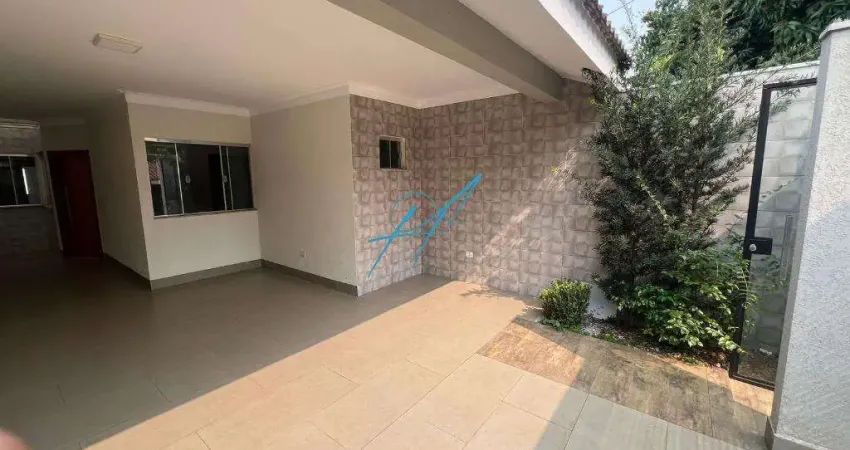Casa à venda em Maringá, Conjunto Residencial Branca Vieira, com 3 quartos, com 118 m²
