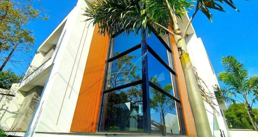 Sobrado à venda em Maringá, Jardim Iguaçu, com 4 suítes, com 235 m²