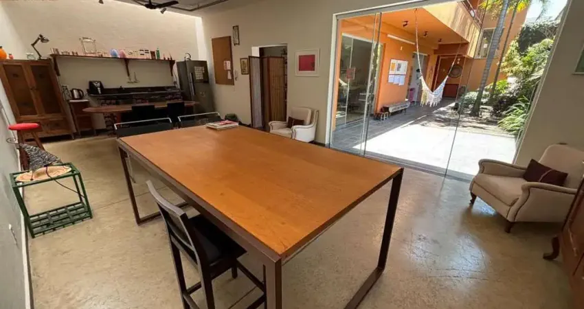 Imóvel comercial impecável, com localização estratégica no bairro mais charmoso da cidade. bairro são dimas