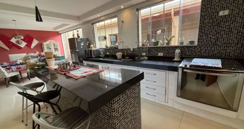 Casa ótima, 3 dormitórios (uma suíte), com área gourmet; bairro: jardim monumento