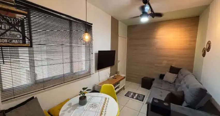Apartamento impecável, dois dormitórios, pronto para morar. Bairro: Piracicamirim
