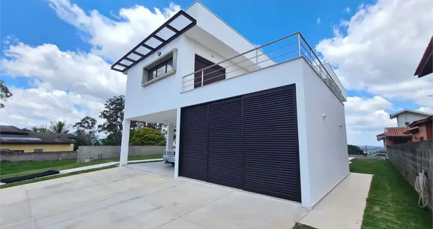 Condomínio com 4 quartos à venda em Pinheirinho - SP