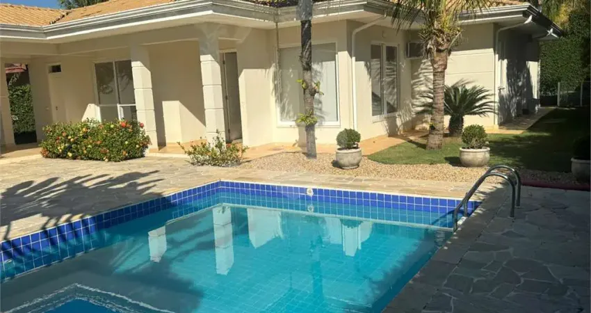 Casa à venda com 3 quartos, sendo 1 suíte, no condomínio estância marambaia, vinhedo - sp