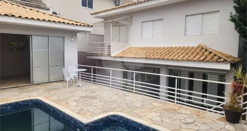 Casa à venda com 3 quartos, sendo 1 suíte, no condomínio terras de são francisco, vinhedo - sp