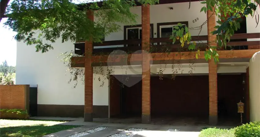 Condomínio com 3 quartos à venda em Marambaia - SP