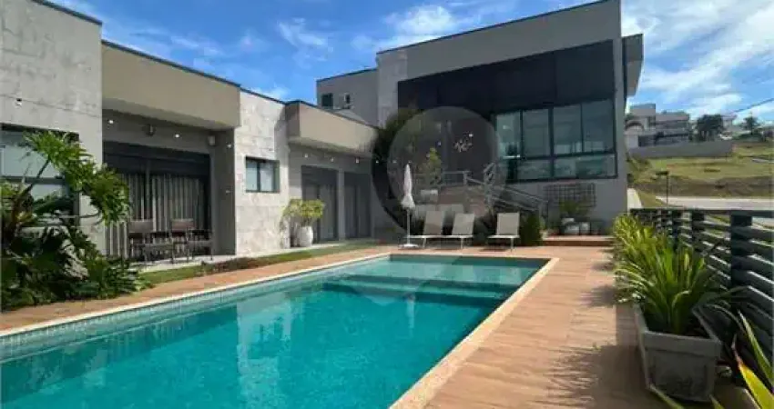 Casa  à venda com 3 quartos, sendo 3 suítes,  no condomínio campo de toscana, vinhedo - sp