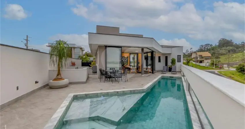 Casa  à venda com 4 quartos, sendo 4 suítes,  no condomínio residencial campo de toscana, vinhedo - sp