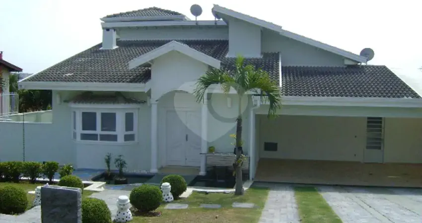 Casa  à venda com 3 quartos, sendo 3 suítes,  no condomínio estância marambaia, vinhedo - sp