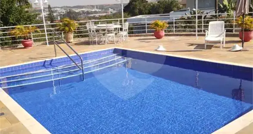 Casa  à venda com 3 quartos, sendo 3 suítes,  no condomínio estância marambaia, vinhedo - sp