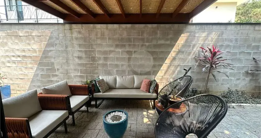 Casa à venda com 3 quartos, sendo 3 suítes, no condomínio estância marambaia, vinhedo - sp