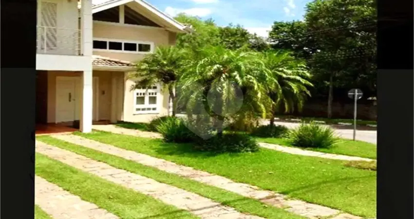 Casa à venda com 4 quartos, sendo 2 suítes, no condomínio bosque de greviléa, vinhedo - sp