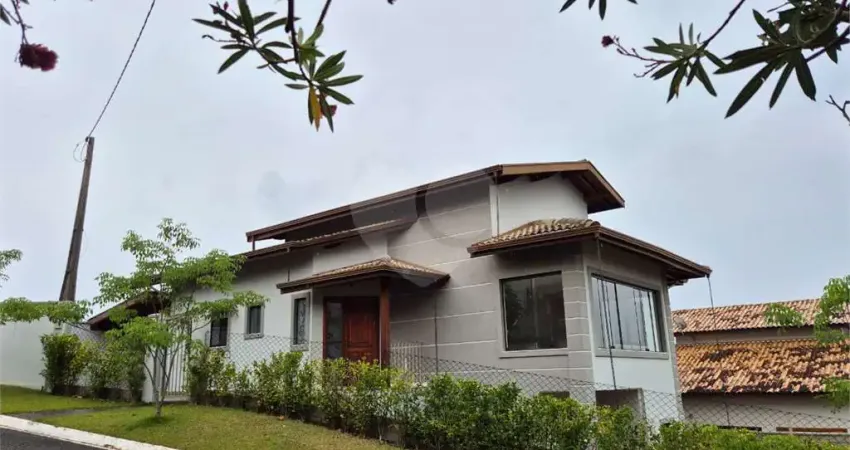 Casa à venda ou para alugar com 3 quartos, sendo 2 suítes, no condomínio são miguel, vinhedo - sp