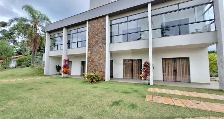 Casa à venda com 7 quartos, sendo 3 suítes, no condomínio chacaras do lago, vinhedo - sp