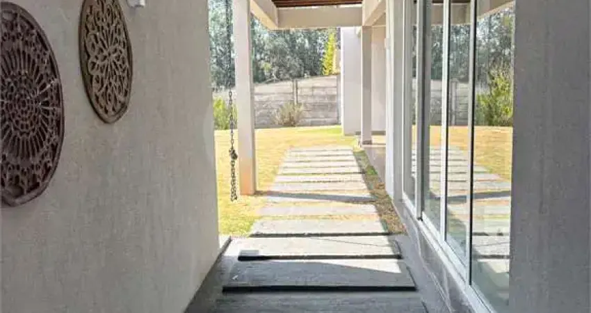 Casa em condomínio à venda com 3 quartos, sendo 4 suítes, em santa tereza, itupeva - sp